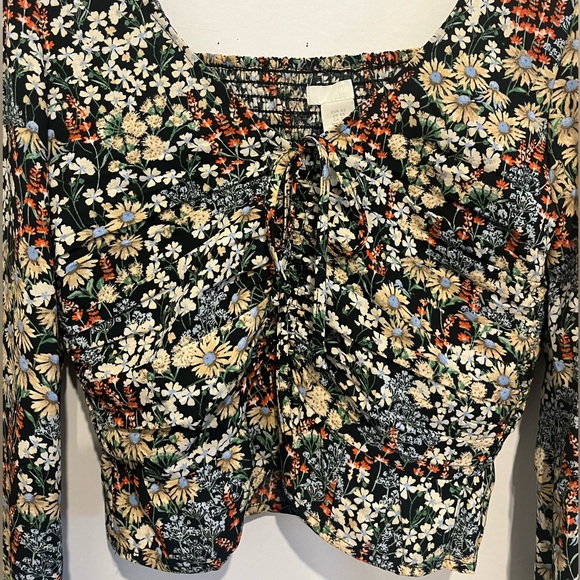 Long Sleeve Blouse - Picture 2 of 3